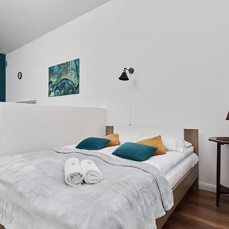 ורוצלב Dominikanska Old Town Studio W Kamienicy By Noclegi Renters מראה חיצוני תמונה